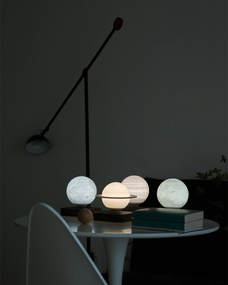 Suquila Maglev Desk Lamp (out of stock)™