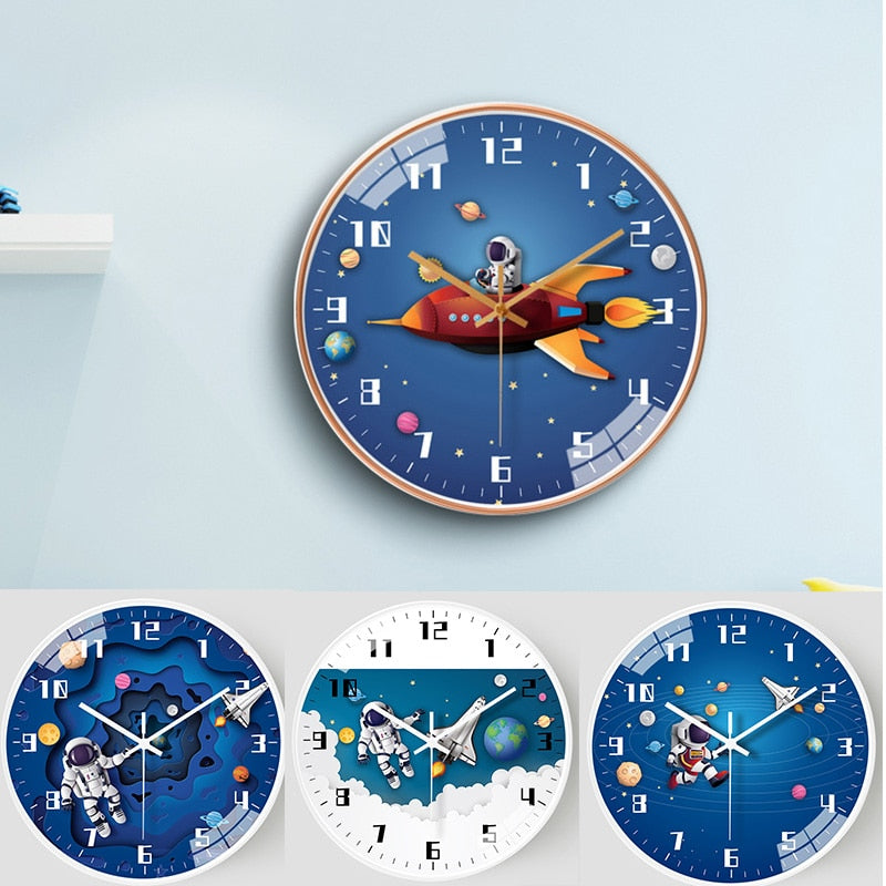 Suquila 8inch Astronaut Wall Clock™