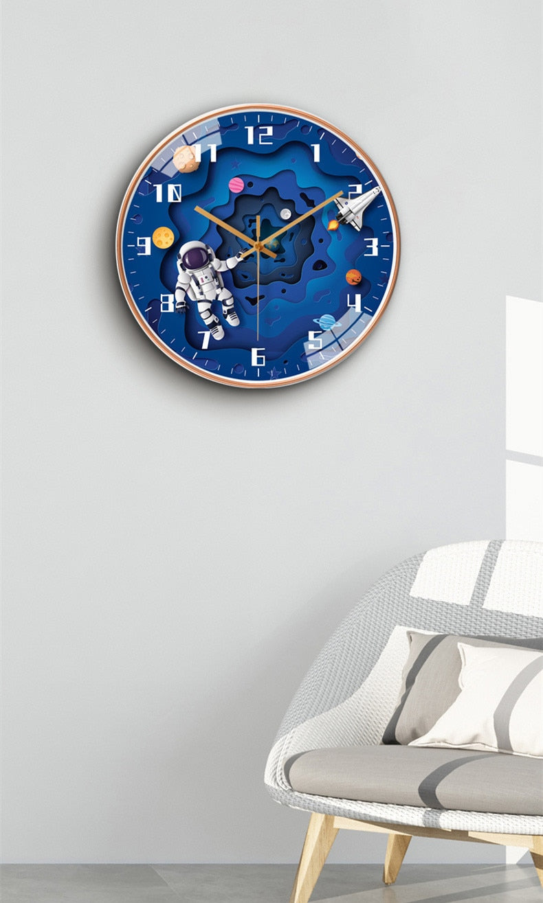 Suquila 8inch Astronaut Wall Clock™